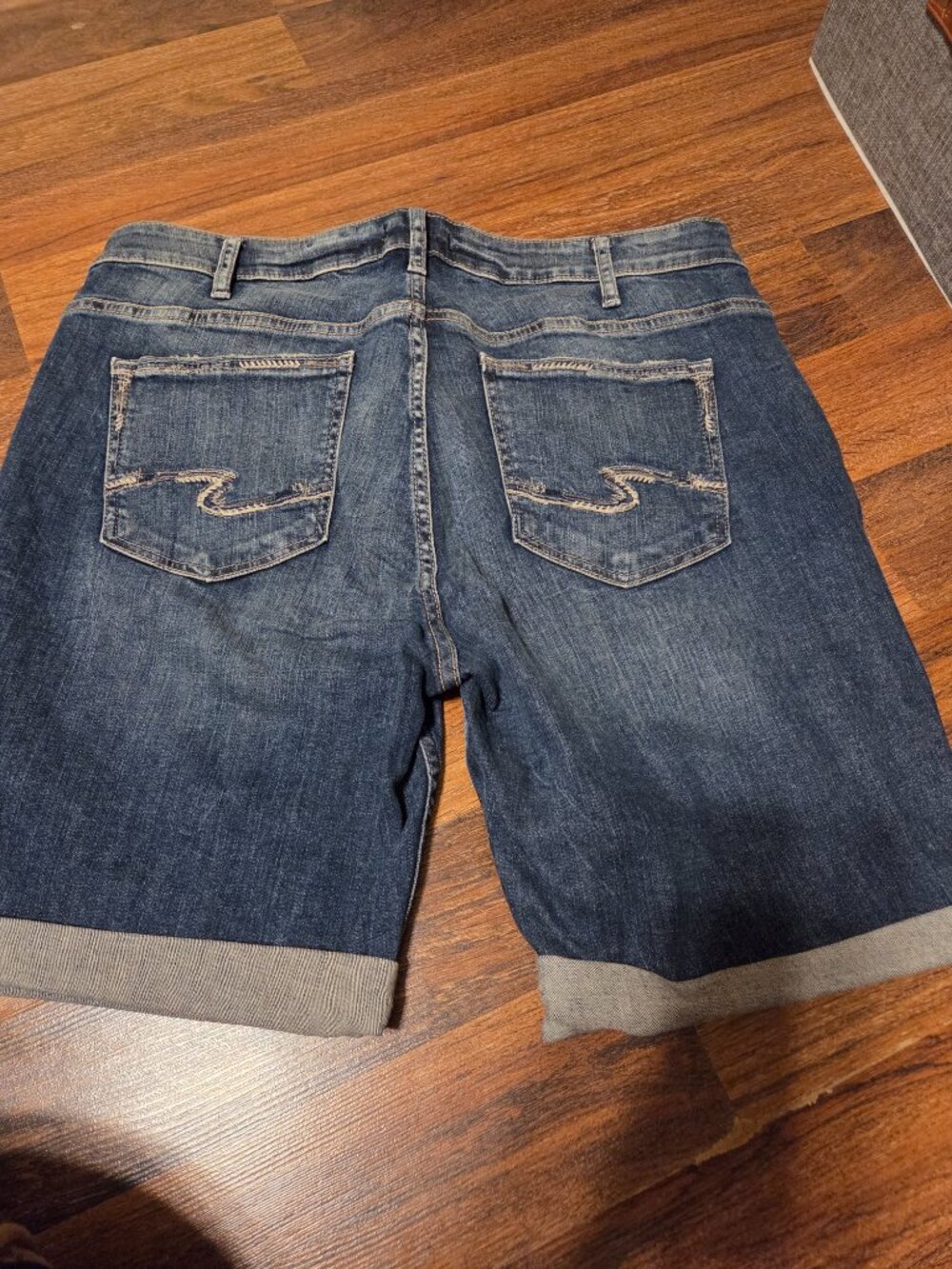 Silver Jeans Elyse Bermuda size 14/L9 #49 - Picture 5 of 9